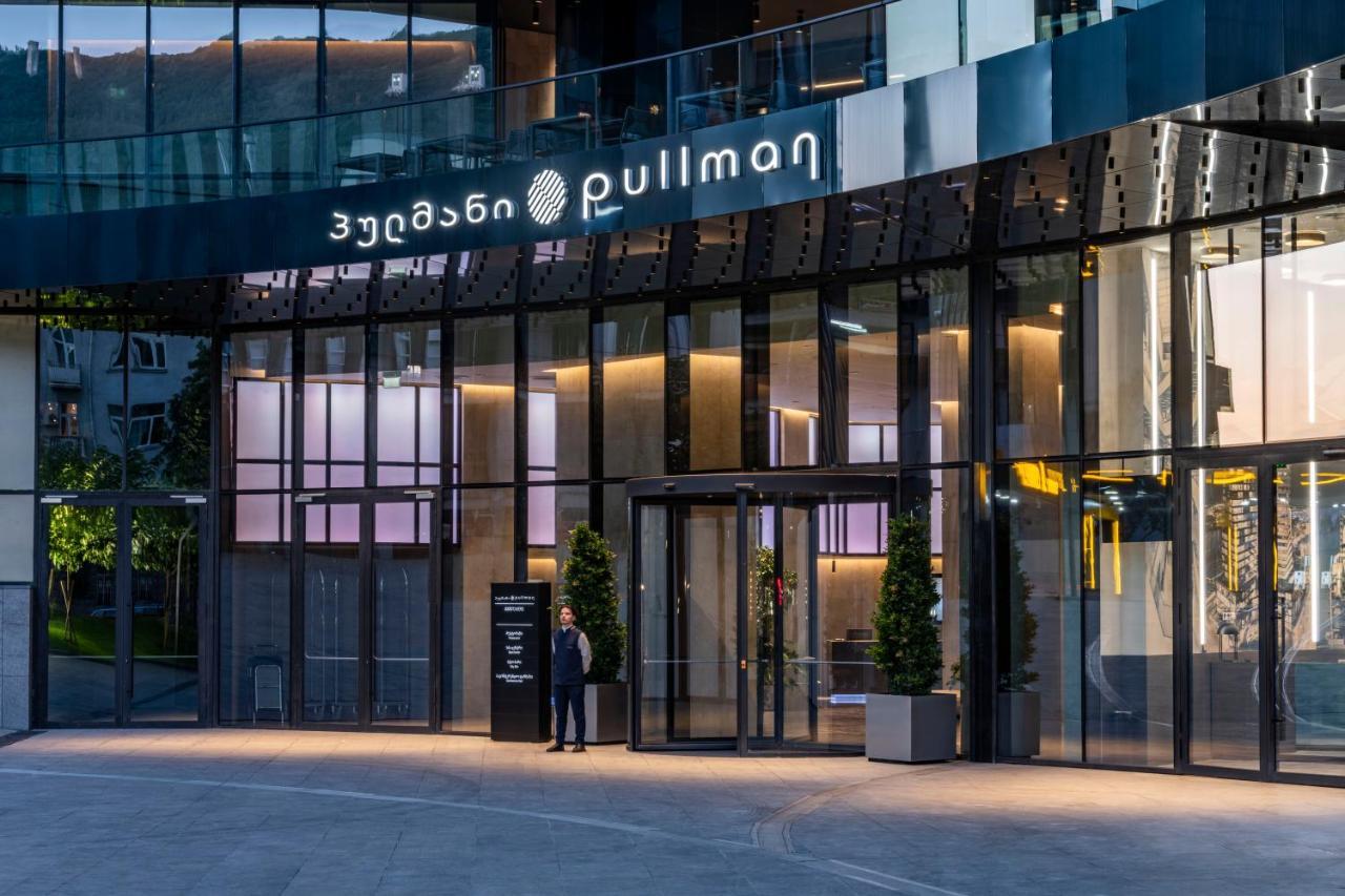 Pullman Tbilisi Axis Towers Hotel Екстериор снимка Pullman Tbilisi Ararat