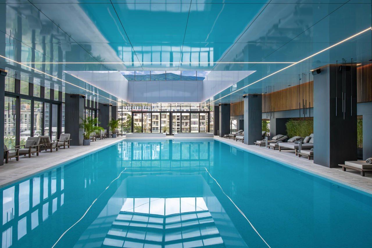 Pullman Tbilisi Axis Towers Hotel Екстериор снимка The pool at the hotel